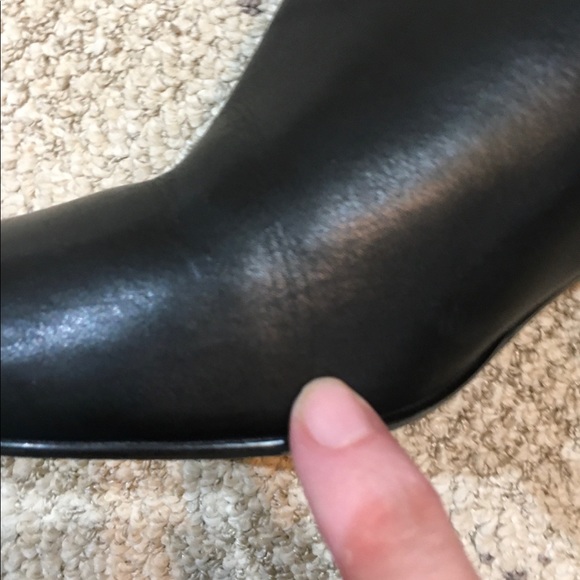 SOLD!! Michael Kors “Sabrina” Leather Ankle Boots. - Picture 10 of 11